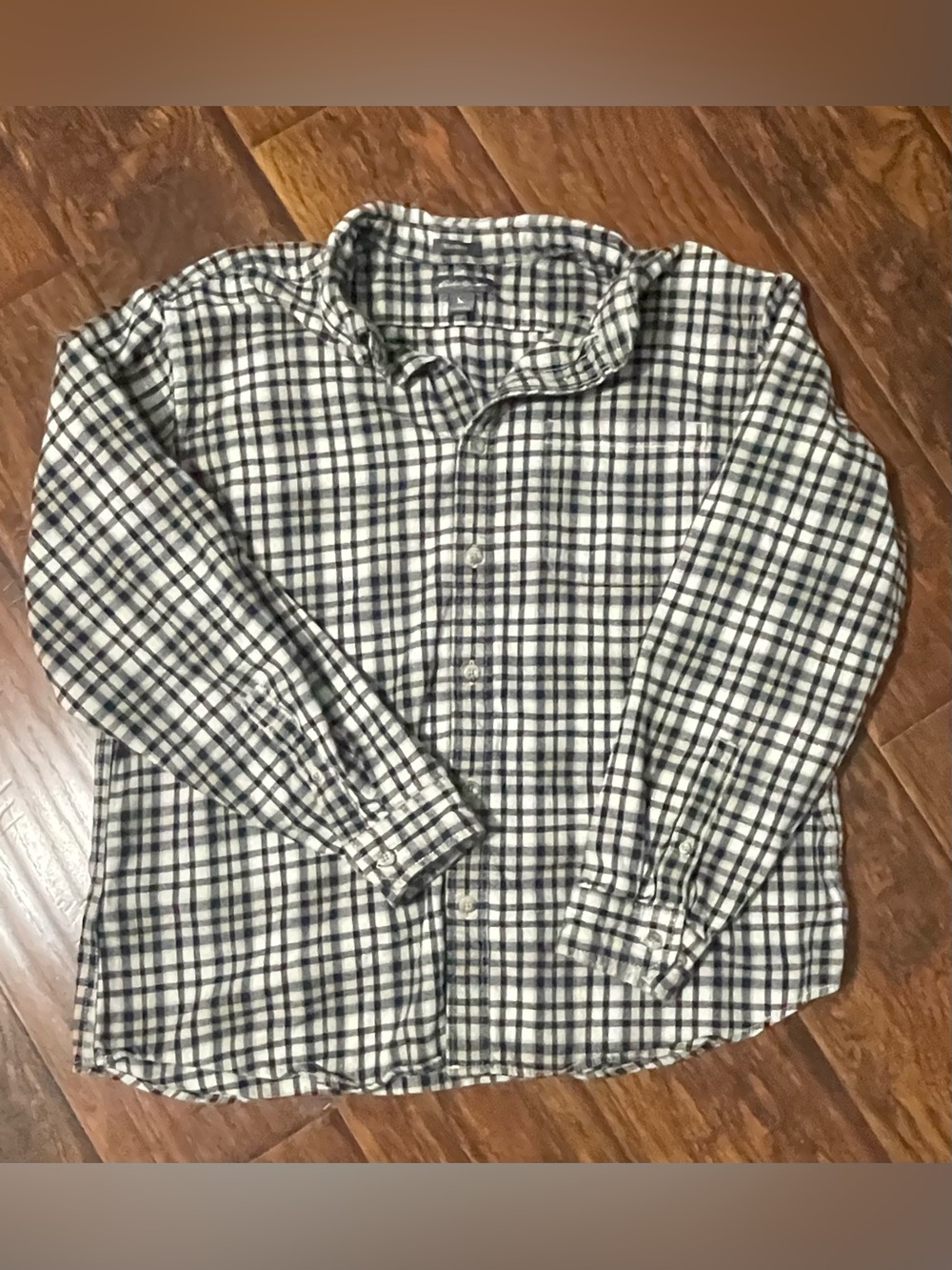 Eddie Bauer plaid Button up shirt